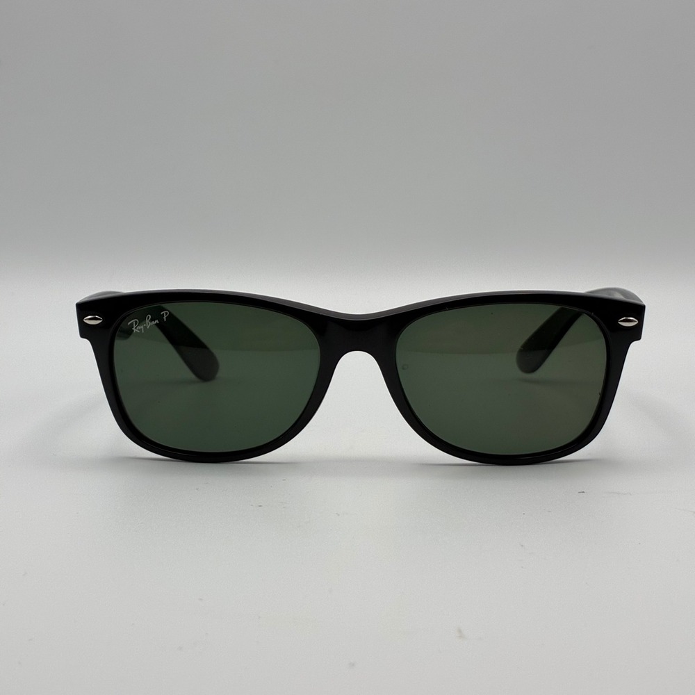 Ray-Ban New Wayfarer Sunglasses Unisex 55-18-145 Black Polarized RB2132 901/58